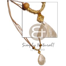 teardrop hammershell pendant 40mm with glass beads,